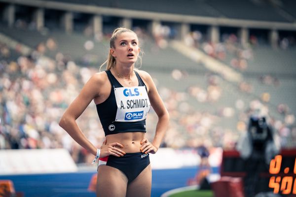 Alica Schmidt (SCC Berlin) waehrend der deutschen Leichtathletik-Meisterschaften im Olympiastadion am 25.06.2022 in Berlin